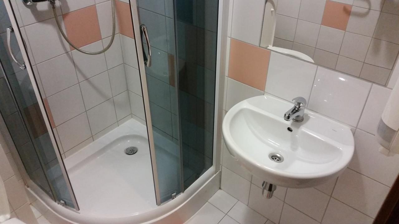 Arsenal Kwatery Włocławek Exterior foto